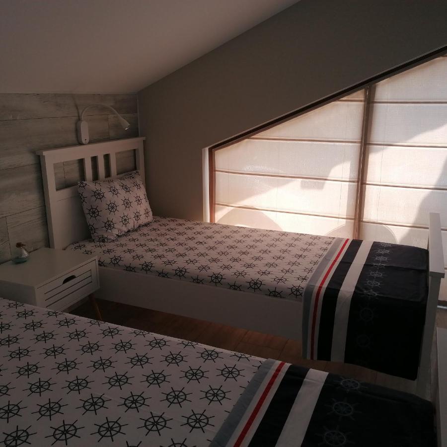 Apartments Dona เชอร์โนโมเรทส์ ภายนอก รูปภาพ