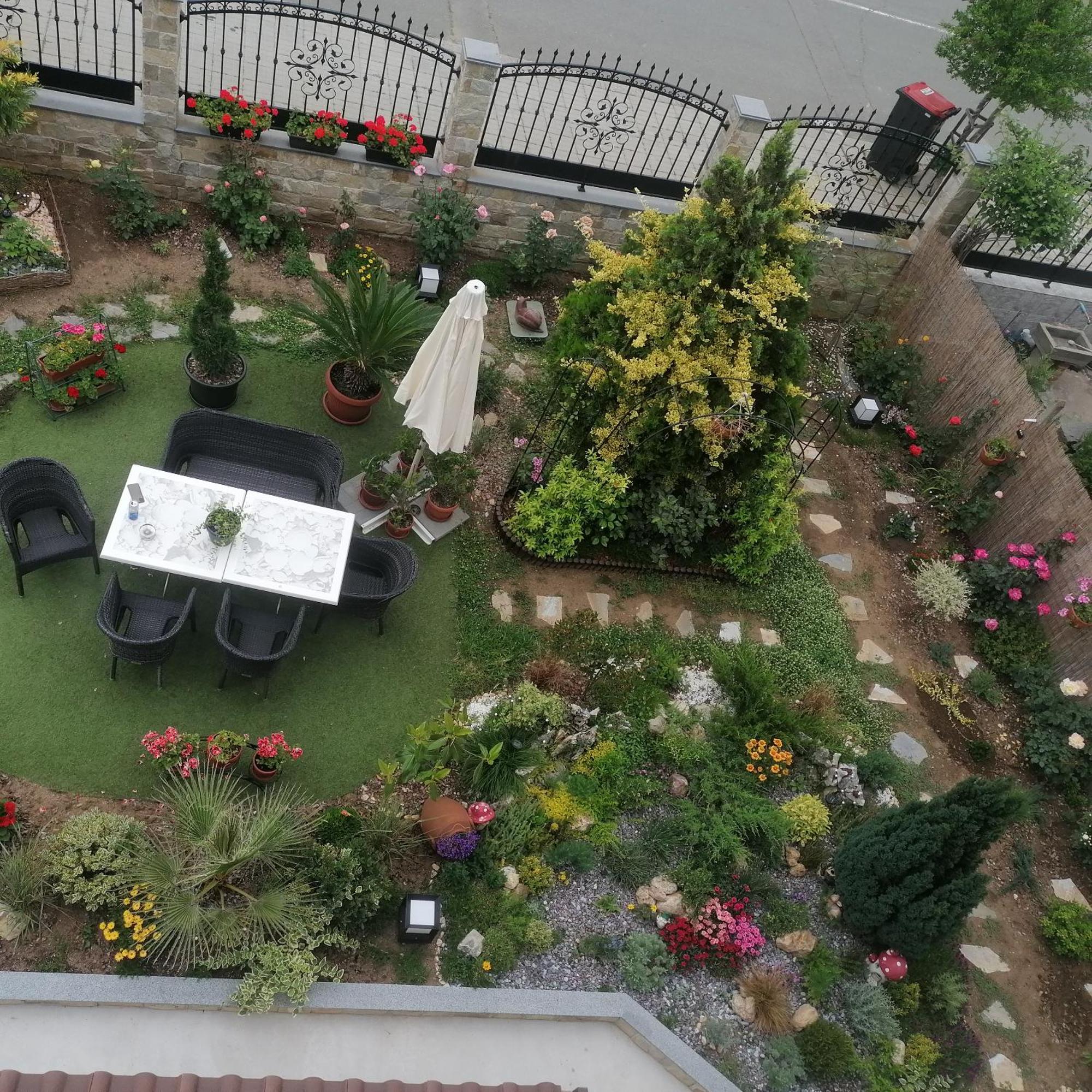 Apartments Dona เชอร์โนโมเรทส์ ภายนอก รูปภาพ
