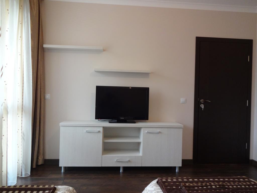 Apartments Dona เชอร์โนโมเรทส์ ภายนอก รูปภาพ